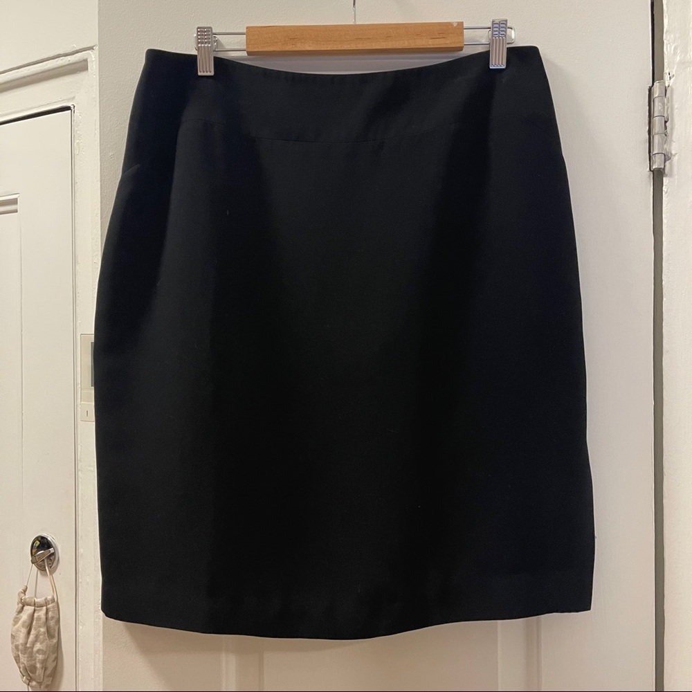 Worthington Classic Black Pencil Skirt